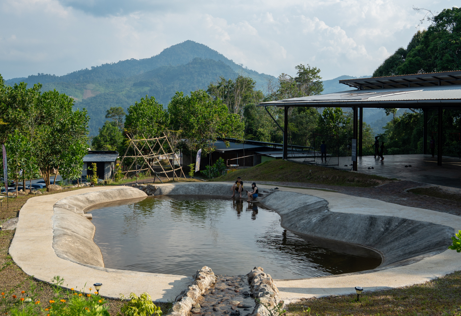 Natural plunge pool with mountain view